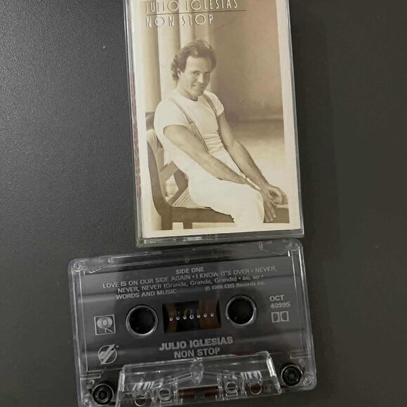 Julio Iglesias –Non Stop Cassette Tape VG+ C43 - Picture 1 of 2